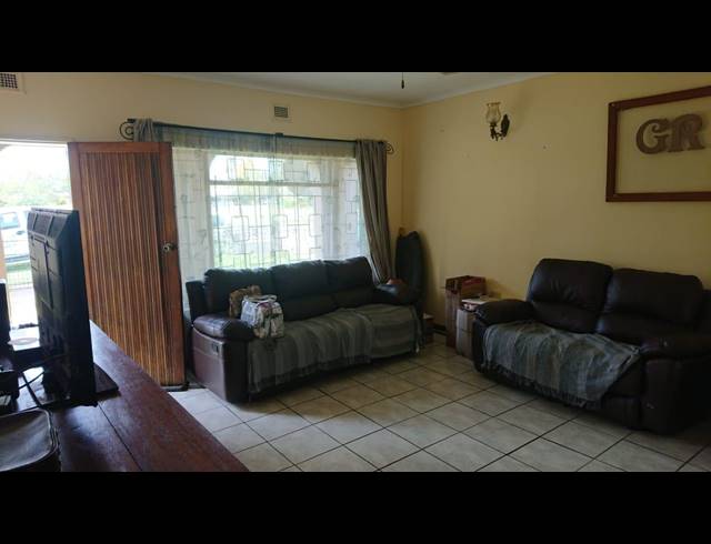 3 BEDROOM HOUSE RENTED IN GLENCOE